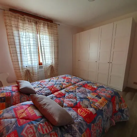 Apartment Color Apartments Prata Di Pordenone
